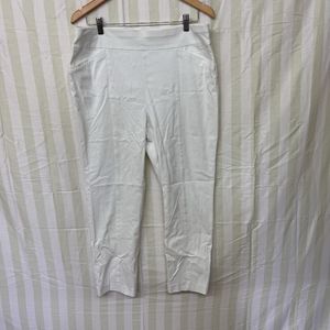 Chico's Ankle Pull On Pant Size 2.5 A3